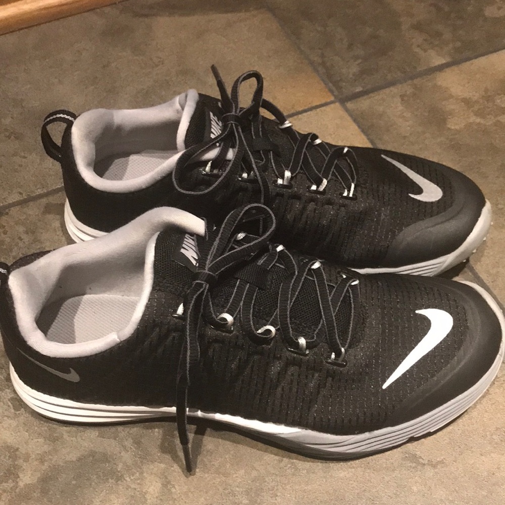 Nike Lunar Cross Element